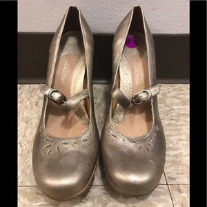 Kenneth Cole reaction Mary Jane wedged